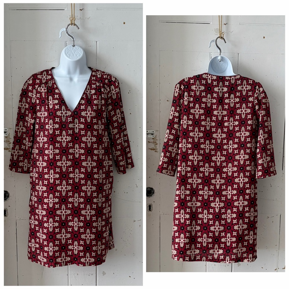 LULU H Paris Geometric Leaf Print Shift Dress